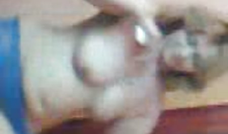 فاتنة شقراء جميلة يلعب مع بوسها سكس وجنس عربي
