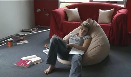 أمي سكس جنس عرب ضخمة الثدي يحب مص ربيب!