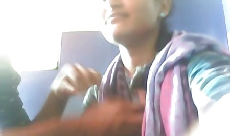 - امرأة سمراء جنس جماعي عرب رهيبة يحب الديك